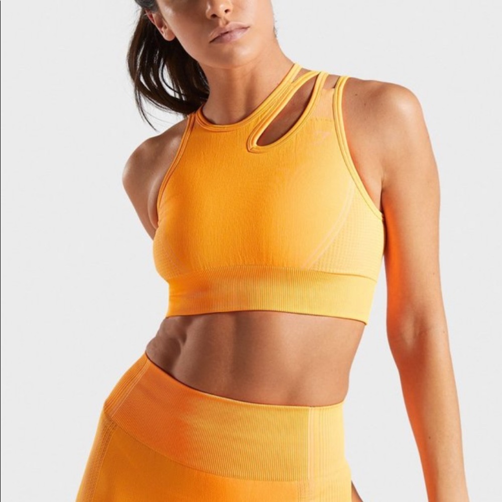 Gymshark Ultra Seamless Sports Bra (Orange-XL)